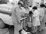 給水車
